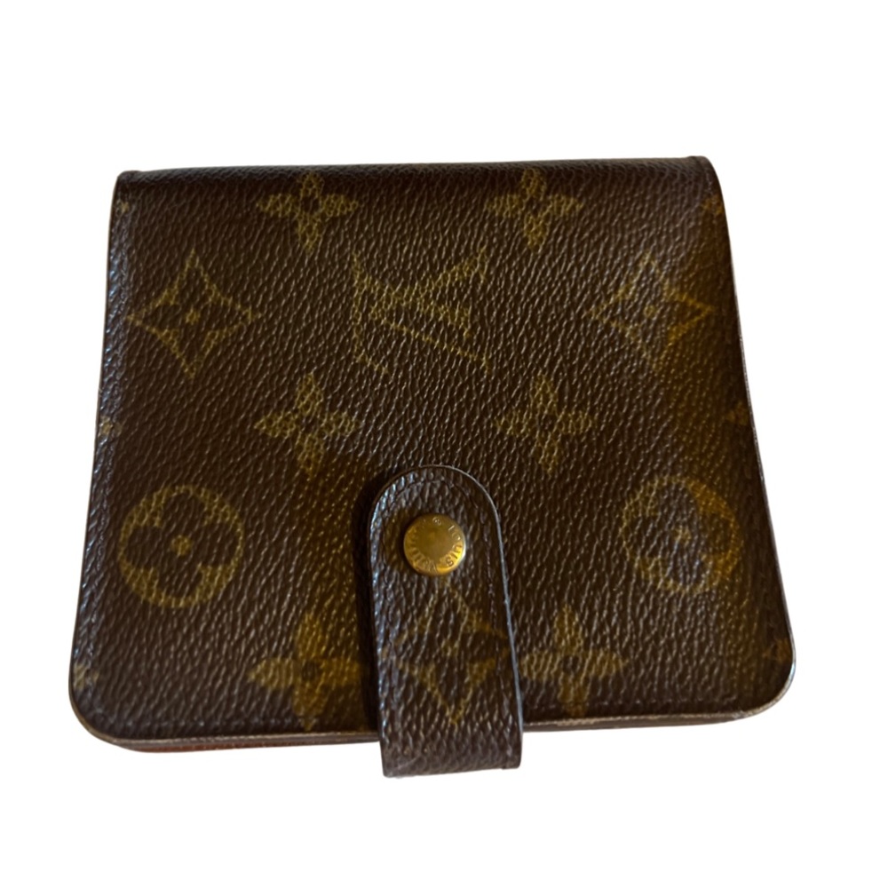 Louis Vuitton authentic monogram wallet